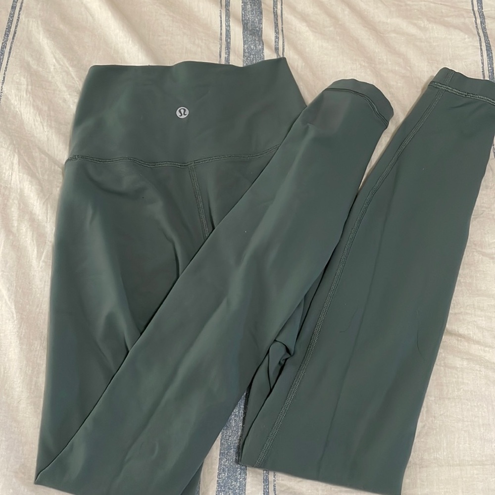 lulu lemon wunder under grey sage